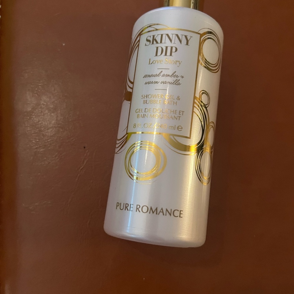 Shower Gel/Bubble Bath: Sensual Amber + Warm Vanilla